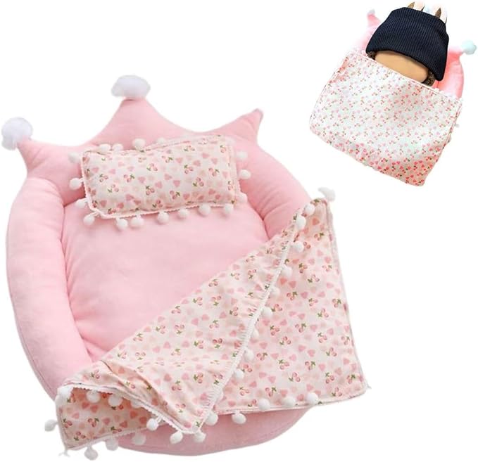 Mini Bed for Labubu Sofa, Doll House Furniture for Labubu Bedroom, Cute Doll Bed with Pillow and Blanket for 17cm Doll, Dollhouse Accessories for Labubu Decor or Collectors (Cherry)