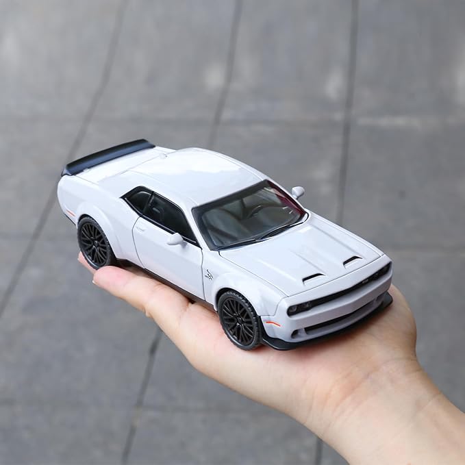 SASBSC Toy Model Car for Kids 1: 32 Scale Challenger Die cast Metel Toy Cars for Pull Back Model Car with Sound and Light Toy Birthday Gifts for 3+ Year Old Boys and Kids