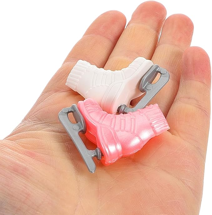 BESTonZON Mini Skate Toys for Dolls 4 Pairs Adjustable Plastic Roller Skates with Accessories Dollhouse Decor DIY Craft