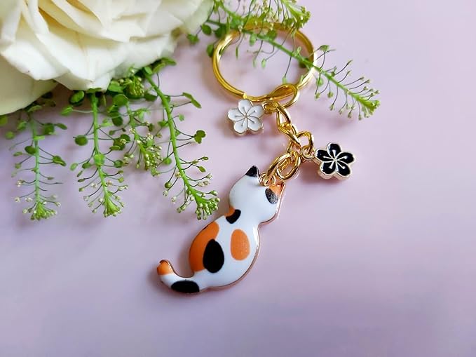 Agromusk Cute Cat Keychain, Enamel Flower Keyring Japanese Decor for Garden Cat Lovers, Kawaii Bag Charm With Sakura Flowers