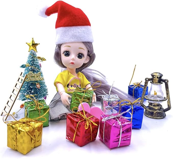 HKLMRO 22Pcs Doll House Christmas Decoration Fake Light String Hat Wreath Mini Tree Gift Boxes Dollhouse 1:12 Toyhouse Miniature Model Pretend DIY Fairy Figurines Garden Hanging Ornaments Party