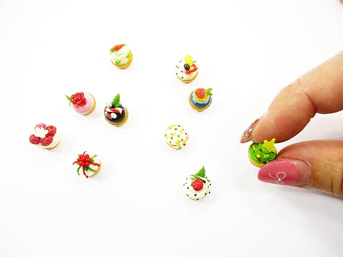 Dollhouse Miniature Food Christmas Mixed 10 Cupcake Cake Bakery Supply 16102