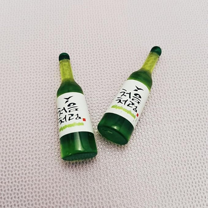 Beaupretty 12pcs Miniature Resin Korean Rice Wine Bottles for Dollhouse Decor, Miniature Scene Accessories for Collectors and Hobbyists, Small Scale Dollhouse Decorations Set