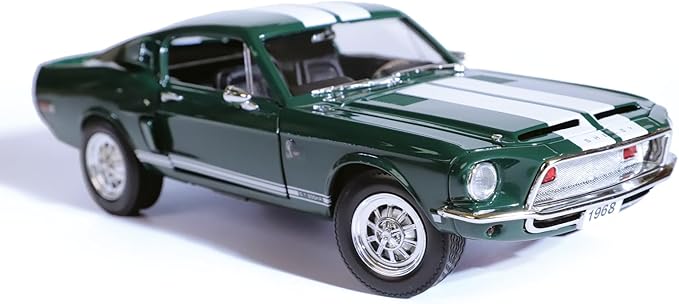 1968 Carroll Shelby GT-500KR Alloy Model - 1:18 Scale High-Performance Muscle Car Replica with Opening Doors and Display Case for Collectors and Enthusiasts（Green）