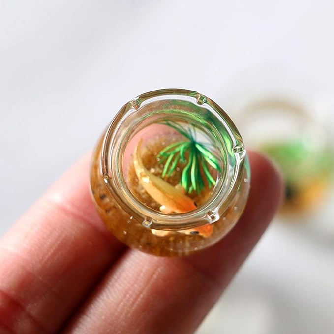 Dollhouse Miniature Goldfish Bowls with Smooth Surface, Realistic Chic Resin Dollhouse Fish Tank Accessories for Garden Scene Decor, Decorations 1.06" x 0.51" x 1.02"