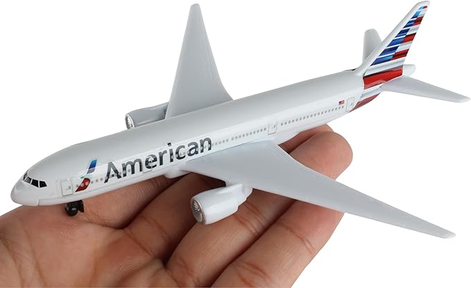 Daron Toy Airplane – American Airlines – Die-Cast Metal Model Airplane Toy with Plastic Parts for Kids Ages 3+