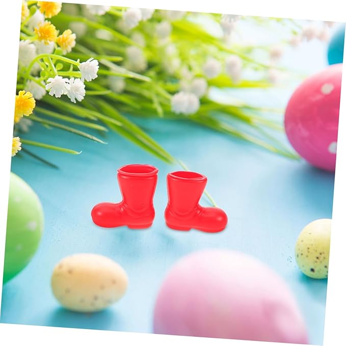 Garneck 100Pieces Mini Santa Claus Boots Craft Set for Christmas Decoration Miniature Red Mini Shoes for Dollhouse and Table Decoration Ideal Creative Craft Projects at Festive Time