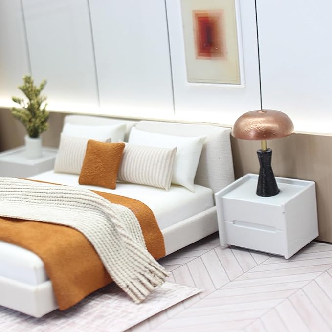1/20 Scale Dollhouses Bedroom Decorative Miniature Double Bed with Beddings Model Dollhouses Furniture Accessories