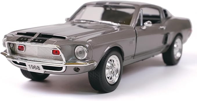 1968 Carroll Shelby GT-500KR Alloy Model - 1:18 Scale High-Performance Muscle Car Replica with Opening Doors and Display Case for Collectors and Enthusiasts（Silver）