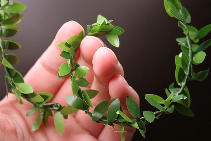 Mini Leaf Garland, Dollhouse Miniature Ivy Leaf Vine Garland, Dollhouse Mini Wreath, Miniature Christmas Garland, for Making 1:6 Scale Dollhouses Wreath, Fairy Wedding Crowns, Decor (11 foot)