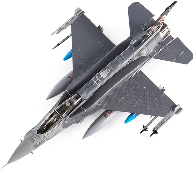 JC Wings | 1:72 Scale Model Military Aircrafts | F-16D Fighting Falcon, Republic of Singapore Air Force, 425th Fighter Squadron, Peace Carvin II, 30th Anniversary, 2023 | Model JCW-72-F16-024