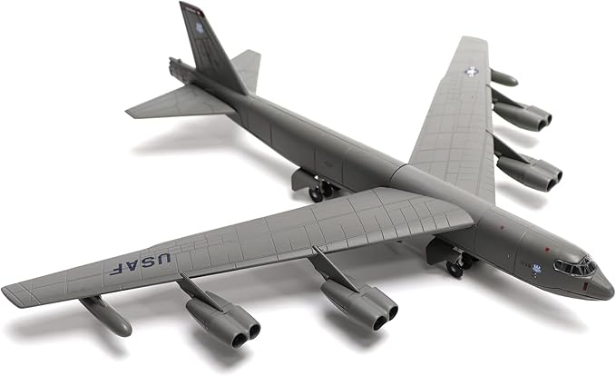 1/200 Scale B-52(Stratofortress) Long-Range Subsonic Jet-Powered Strategic Bomber Diecast Military Aircraft Model Display Model Aircraft for Display Collection or Gift