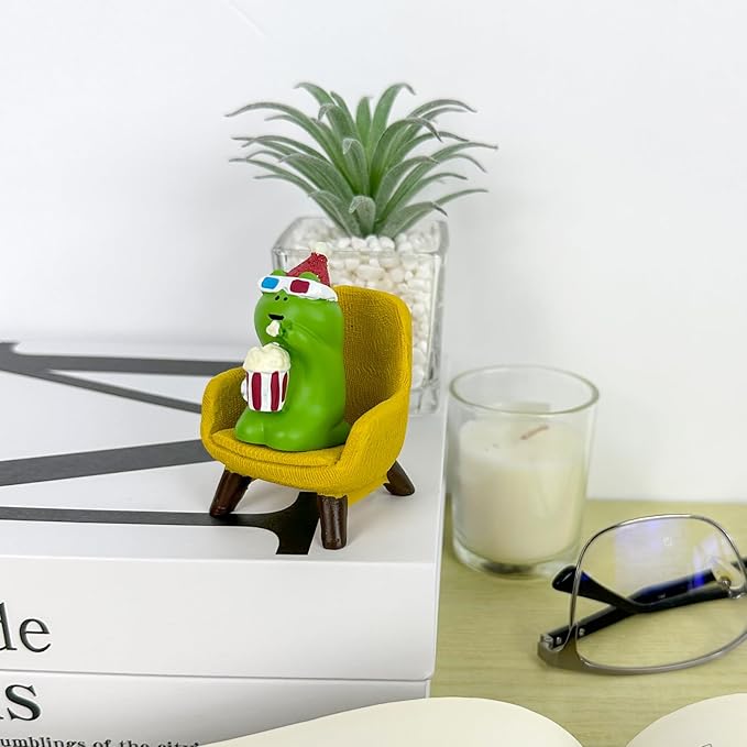 Cute Popcorn Miniature Frog Figurines - Funny Frog Sculpture for Shelf, Desk Decoration - Frog Desk Accessories for Frog Lovers (Yellow)