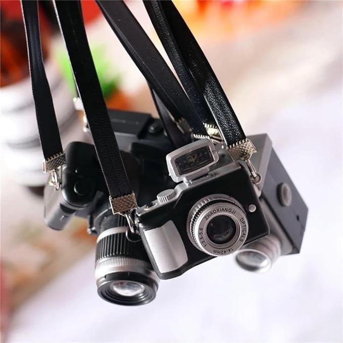 1:4 Scale Mini Miniature Camera Prop Ornament Vintage Model Mini Decoration Accessories Photography Props (B)