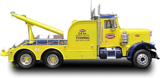 AMT Peterbilt 359 Wrecker Model Kit - 1/25 Scale Buildable Tow Truck for Kids and Adults (AMT1133)