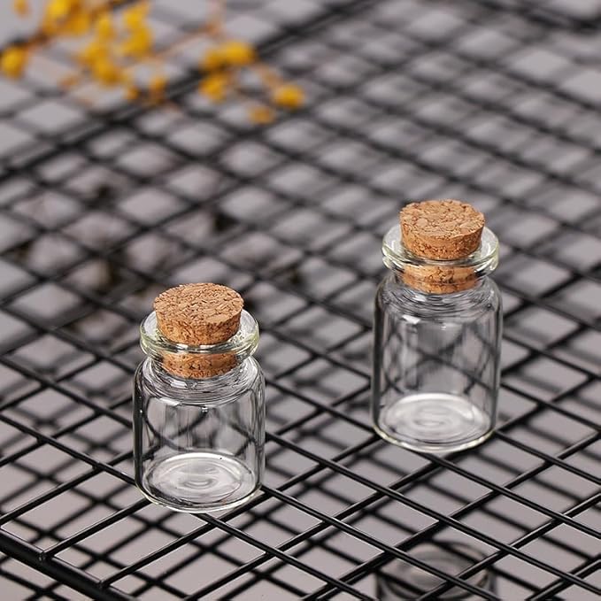 10Pcs Dollhouse Glass Jars Miniature: 1/12 Scale Glass Bottles Food Container - Mini Canister Empty with Cork, Dollhouse, Dollhouse Decor for Kitchen Restaurant DIY Accessories