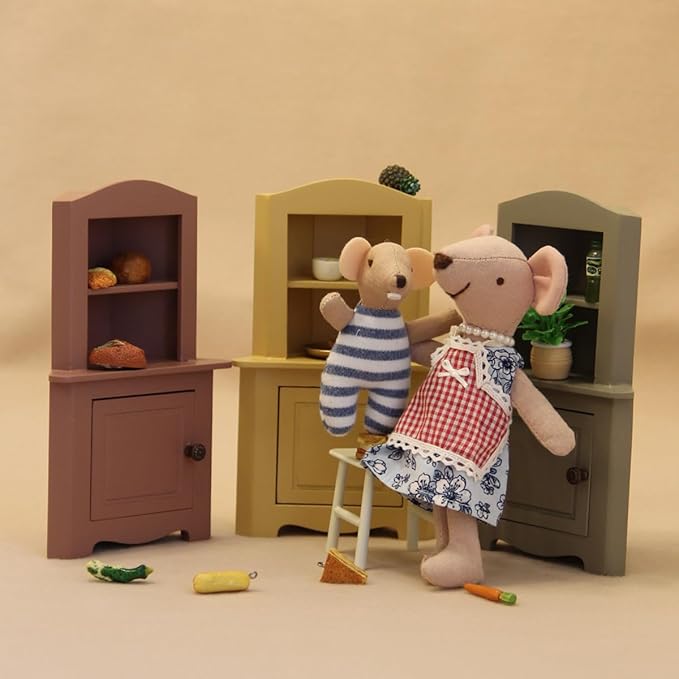 Miniature Dollhouse Wooden Corner Cabinet 1:12 Scale Closet for Mouse Hole Farm House - Dollhouse Furniture Decor Gift for 3+ (Green)