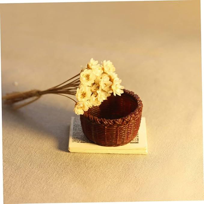 Totority Mini Basket Model 3Pcs Resin Miniature Dollhouse Baskets Creative Storage Ornament for 1 12 Scale Mini House Decor Accessories