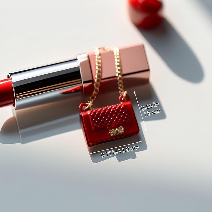 Miniature Red Quilted Handbag for 1:12 & 1:6 Scale Dollhouse, Classic Fashion Purse with Gold Chain, Realistic Diorama Accessory for Adult Collectors, Alloy Metal Construction