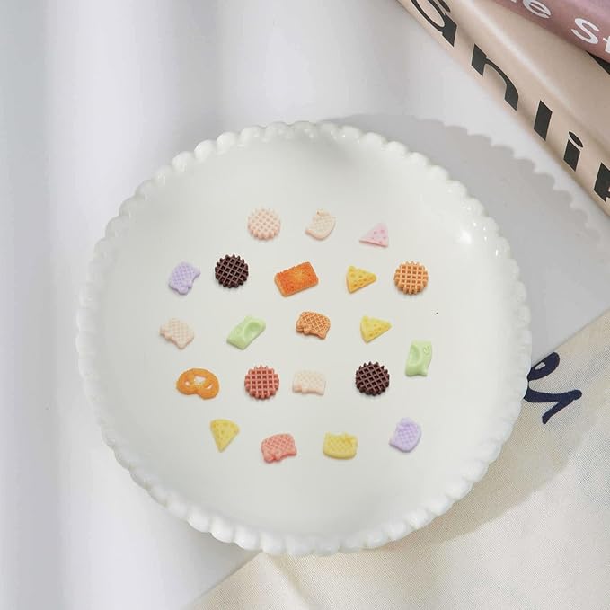 300 PCS Mini Resin Cookie Series Figurines for Crafts Luminous Tiny Resin Dessert Baking Food Miniature Things for Dollhouse Fairy Garden Micro Landscaping Decoration Cake Toppers Decor