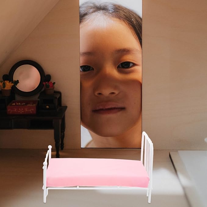 Totority Miniature Dollhouse Bed with Mattress 1/12 Scale Vintage Frame Small Doll Bed Furniture for Bedroom Decor Creative Play Accessories