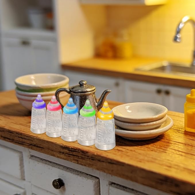 Kisangel 30pcs Miniature Baby Doll Bottles, Mini Bottles Plastic Resin Baby Shower Model for Party Games Decorations