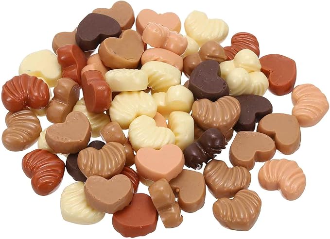 Mini Cute Heart Chocolate Decor, Miniature Doll Food Crafts for Dollhouse & Landscape & Mini Kitchen & Micro Fairy Garden & DIY Craft Decorations(Chocolate Color, 60pcs)