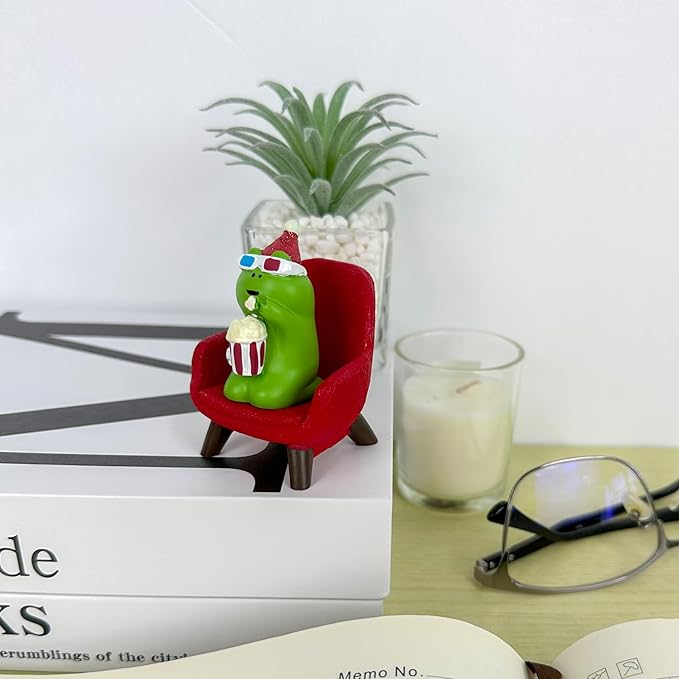 Cute Popcorn Miniature Frog Figurines - Funny Frog Sculpture for Shelf, Desk Decoration - Frog Desk Accessories for Frog Lovers (Red)
