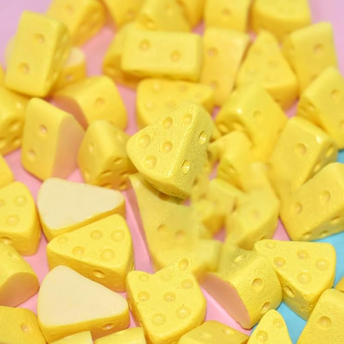 TOYANDONA 100 Pcs Miniature Kitchen Food Cheese, Artificial Cheese Models Simulation Triangle Cheesecake Food Figurines Mini Food DIY Decor Ornament for Dollhouse Decoration
