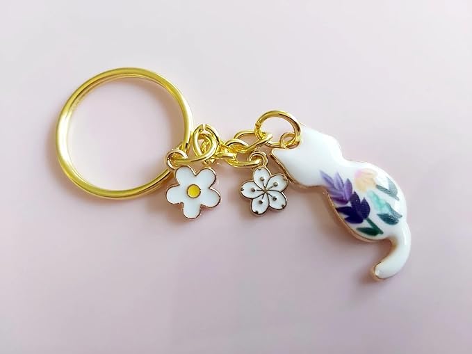 Agromusk Cute Cat Keychain, Enamel Flower Keyring Japanese Decor for Garden Cat Lovers, Kawaii Bag Charm With Sakura Flowers