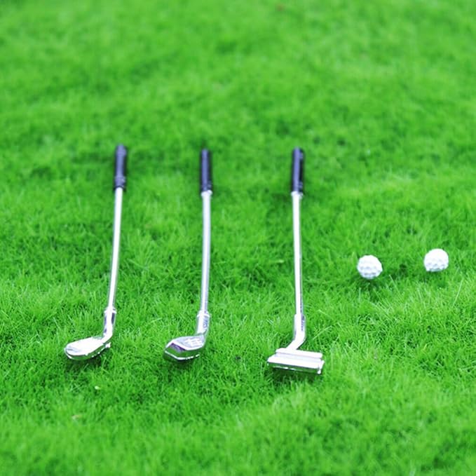 jojofuny Miniature Golf Set for Dollhouse, 1:12 Scale Alloy Mini Golf Clubs and Balls, Mini House Decoration, Realistic Golfing Accessories for Enthusiasts Collectors
