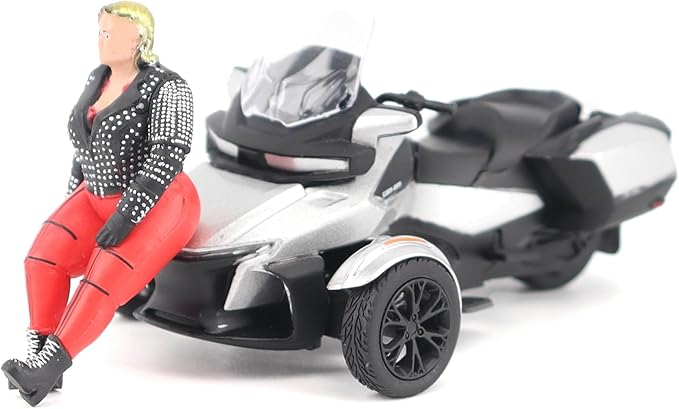 Diecast Masters BRP Bombardier Models 1:32 Scale Diecast Replica Can-Am Spyder RT, Hyper Silver | Item 60016