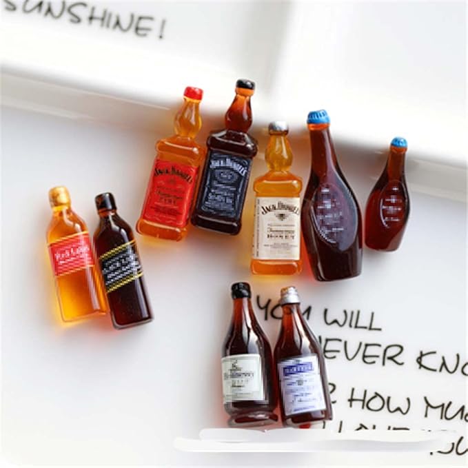 Juland 24PCS Miniature Mini Beer Drinks Decoration Glass Mixed Wine Resin Sets Simulation Instant Model Scene Tableware – Random Pattern CH3