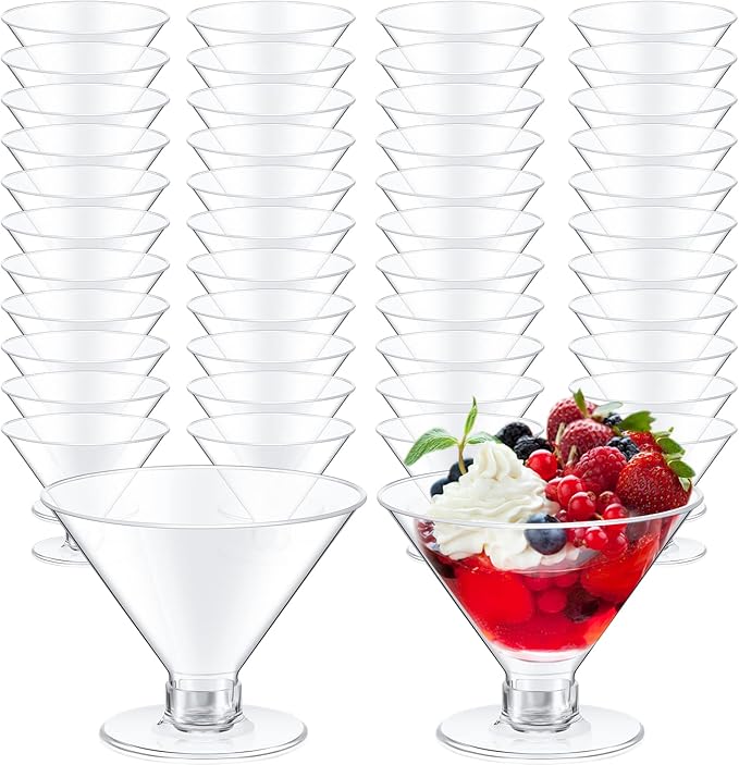 Yinkin 24 Pcs 5 oz Plastic Martini Glasses Disposable Clear Cocktail Dessert Parfait Glasses Unbreakable Mini Martini Cups for Wedding Party Bowl Wine Ice Cream (Stemless)