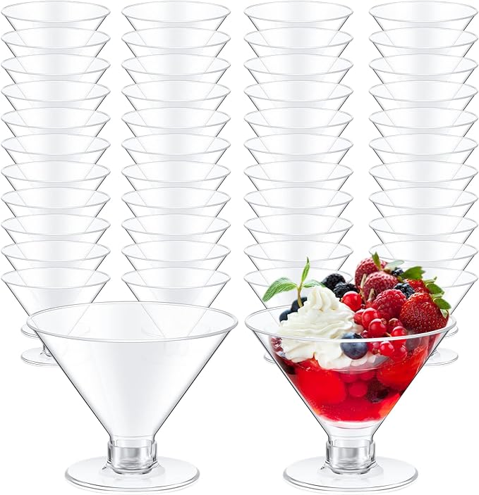 Yinkin 50 Pcs 5 oz Plastic Martini Glasses Disposable Clear Cocktail Dessert Parfait Glasses Unbreakable Mini Martini Cups for Wedding Party Bowl Wine Ice Cream (Stemless)
