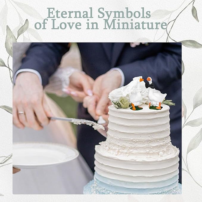 Couple Goose Wedding Cake Topper Handmade Goose Figurines for Bride and Groom Engagement Anniversary Animal Themed Cake Decor, Funny Couple Statue for Couples Home Decoration & Miniature Garden