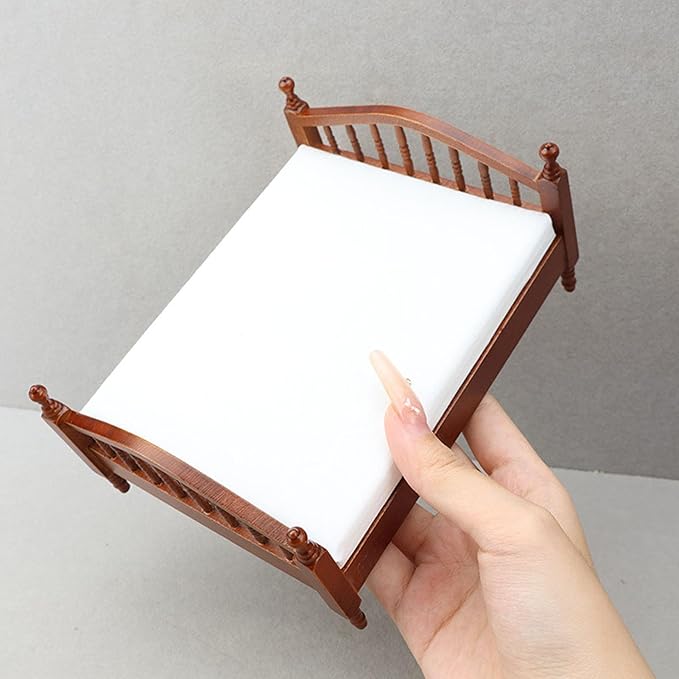Diydeg Wooden Doll House Bed, 1: 12 Scale Dollhouse Miniature Furniture Vintage Wooden Bed with Bedding, DIY Scene Doll Home Furniture Craft Accessoreis