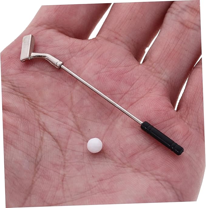 JOINPAYA 1Set Scale Miniature Golf Clubs Balls Realistic Dollhouse Accessories for Mini House Decor for Friends Material