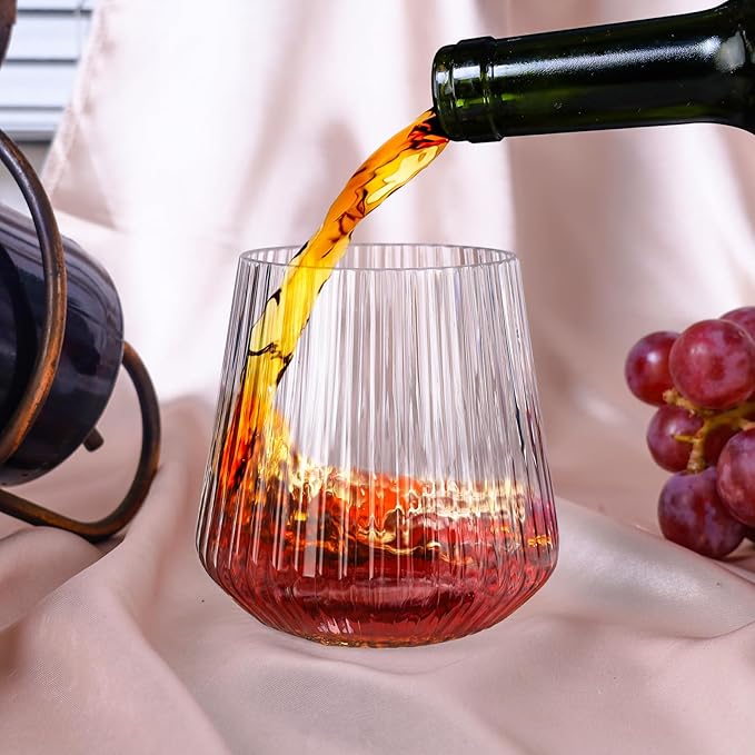 Lueumxc 20 Pack Plastic Ribbed Wine Glasses, 14Oz Origami Disposable Wine Glasses Unbreakable Clear Plastic Cocktail Glasses Recyclable Shatterproof Reusable Wine Cups (14oz-20pack)