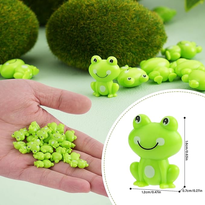 BuQiuRen 150Pcs Mini Green Plastic Frogs, Tiny Frogs Figurines Small Frog to Hide Fairy Garden Miniature Dollhouse Potted Plants Cake DIY Home Decoration Frog Decorations for Party