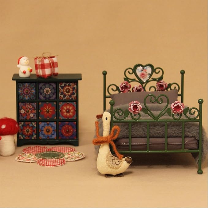 1:12 Dollhouse Furniture Bed, 1 Set Miniature White Hand Floral Engravings Iron Bed with Removable Bedding and Pillow, Miniature Furniture Gift for Dollhouse Lovers and Collectors