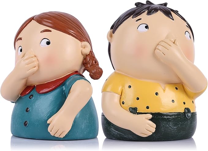 LCCCK Girl & Boy Holding Nose Sculpture Funny Bathroom Decor Statue, Quirky Home Decor Art Bathroom Figurines for Toilet Butler Tank Shelf Shelves, Mens Girls Toilet Decorate Knick Knacks