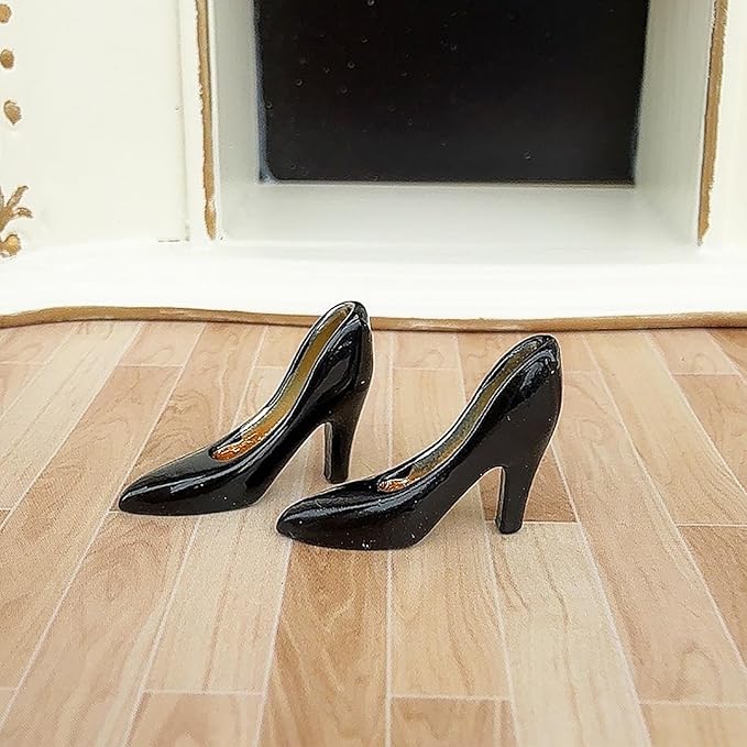 LOGOFUN 6pairs 1:12 Dollhouse Miniature High Heeled Shoes Hand Painted Solid Material Scene Props
