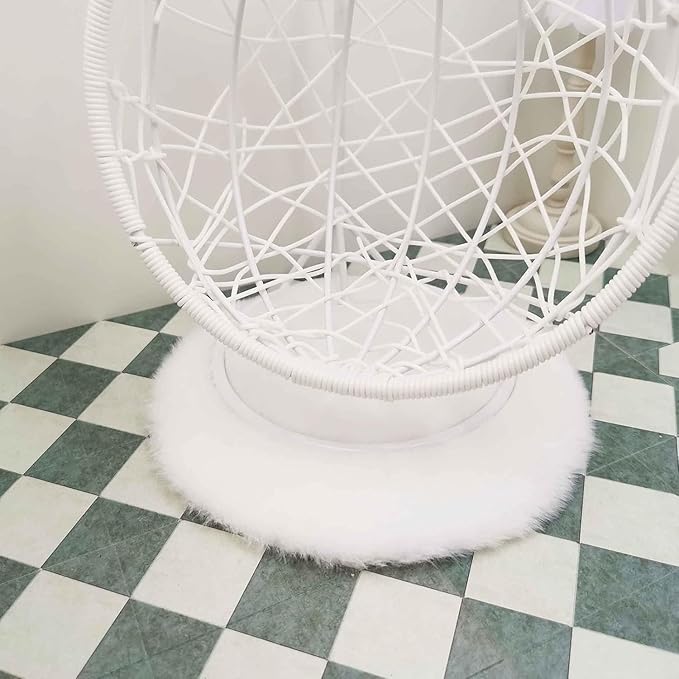 Round Dollhouse Mini Carpet, White Fluffy Rug, 4.33 Inch Diameter, Lightweight Decor for 1/12, 1/8, 1/6 Scale Miniatures (Light Blue)