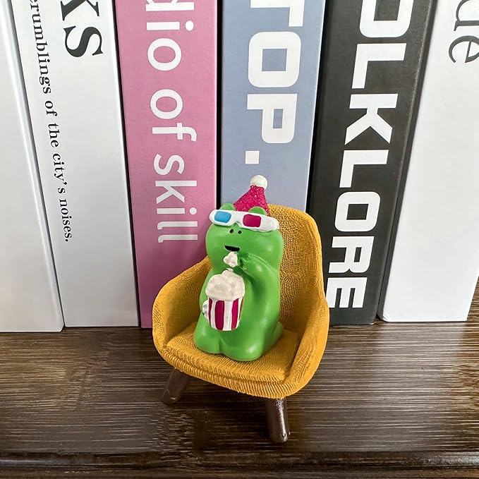 Cute Popcorn Miniature Frog Figurines - Funny Frog Sculpture for Shelf, Desk Decoration - Frog Desk Accessories for Frog Lovers (Yellow)