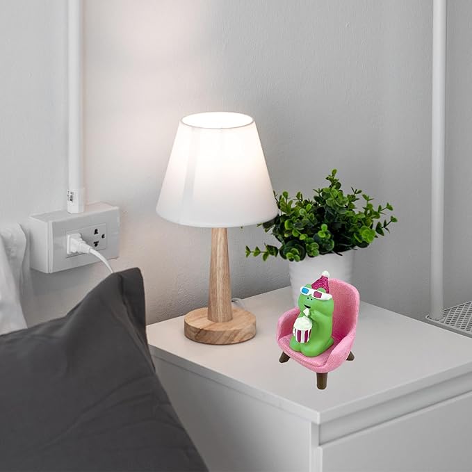 Cute Popcorn Miniature Frog Figurines - Funny Frog Sculpture for Shelf, Desk Decoration - Frog Desk Accessories for Frog Lovers (Pink)