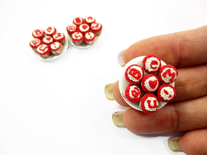 Dolls House Miniature Food Plate Valentine Cup Cake Handmade Supply Charms 13687