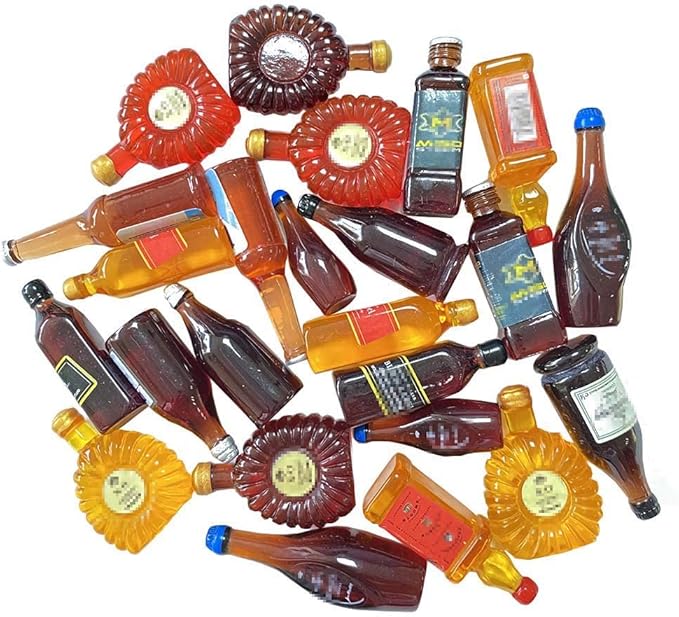 Juland 24PCS Miniature Mini Beer Drinks Decoration Glass Mixed Wine Resin Sets Simulation Instant Model Scene Tableware – Random Pattern CH3