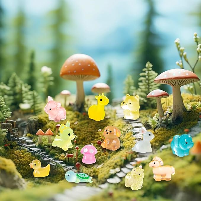 JIUDUOYUAN 160pcs Luminous Mini Resin Animals Figurines Mini Ducks Dogs Squirrels Giraffes Rabbits Tiny Elephants Miniature Figurines Glow in The Dark Garden Miniatures Fairy Garden Accessories