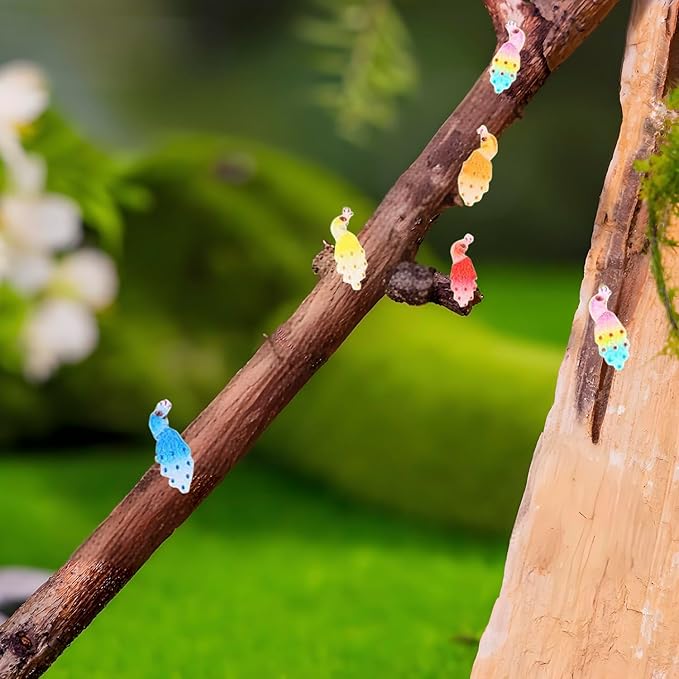200PCS Mini Peacock Decor for Dollhouse Resin Animal Tiny for Crafts Micro Miniature Peacock for Fairy Garden Dollhouse Micro Landscaping Decoration